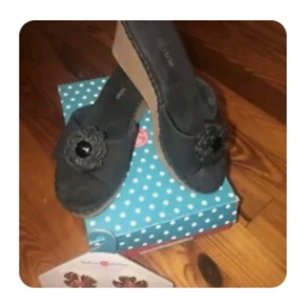 Lindsay Philips Sandals